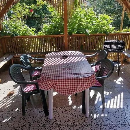 Ildiko Apartman Apartment Balatonlelle