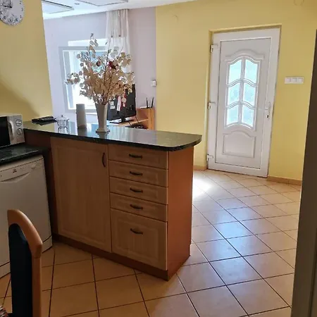 Apartment Ildiko Apartman Balatonlelle